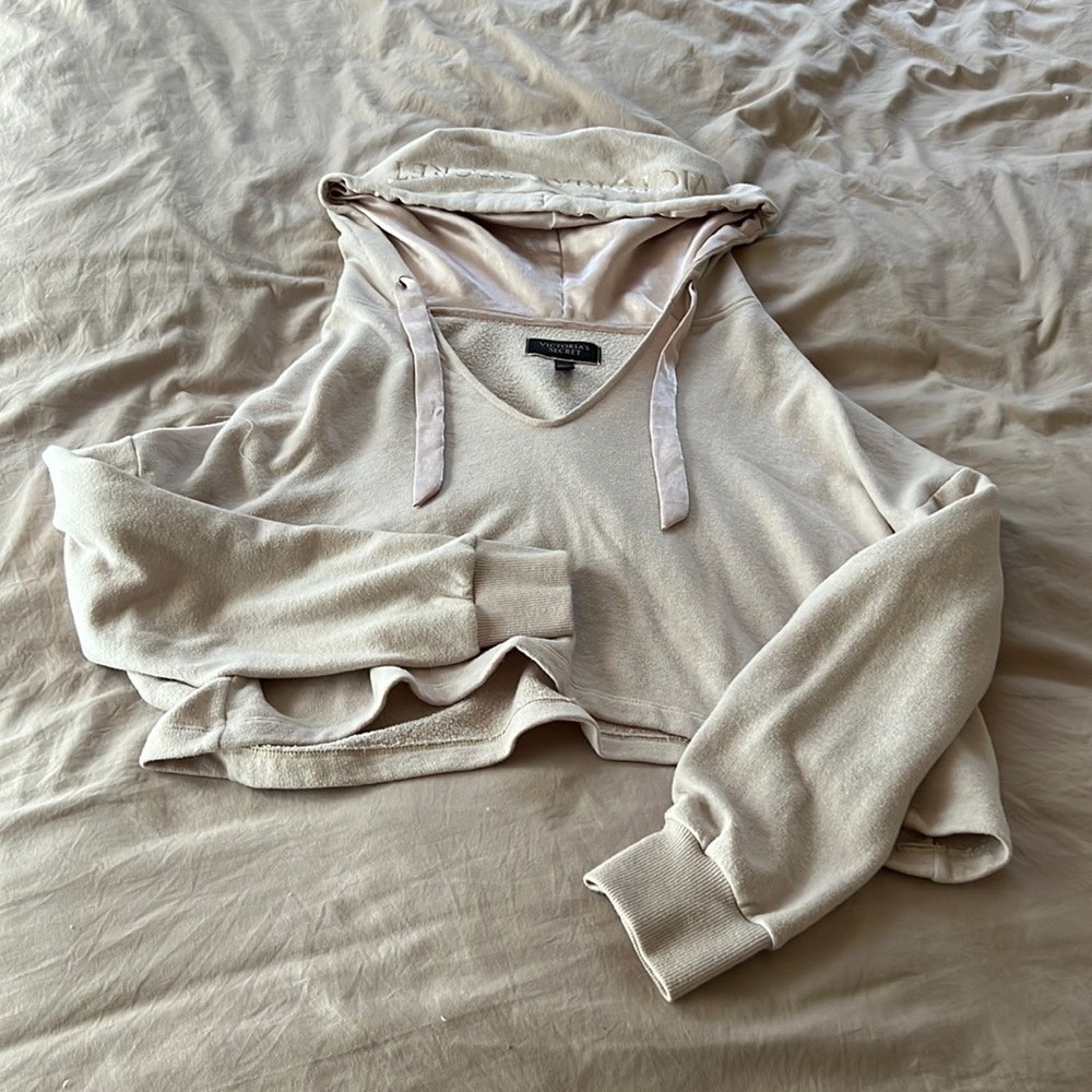 Cropped pale pink VS sweater